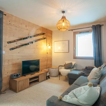 Maika B103 Morzine
